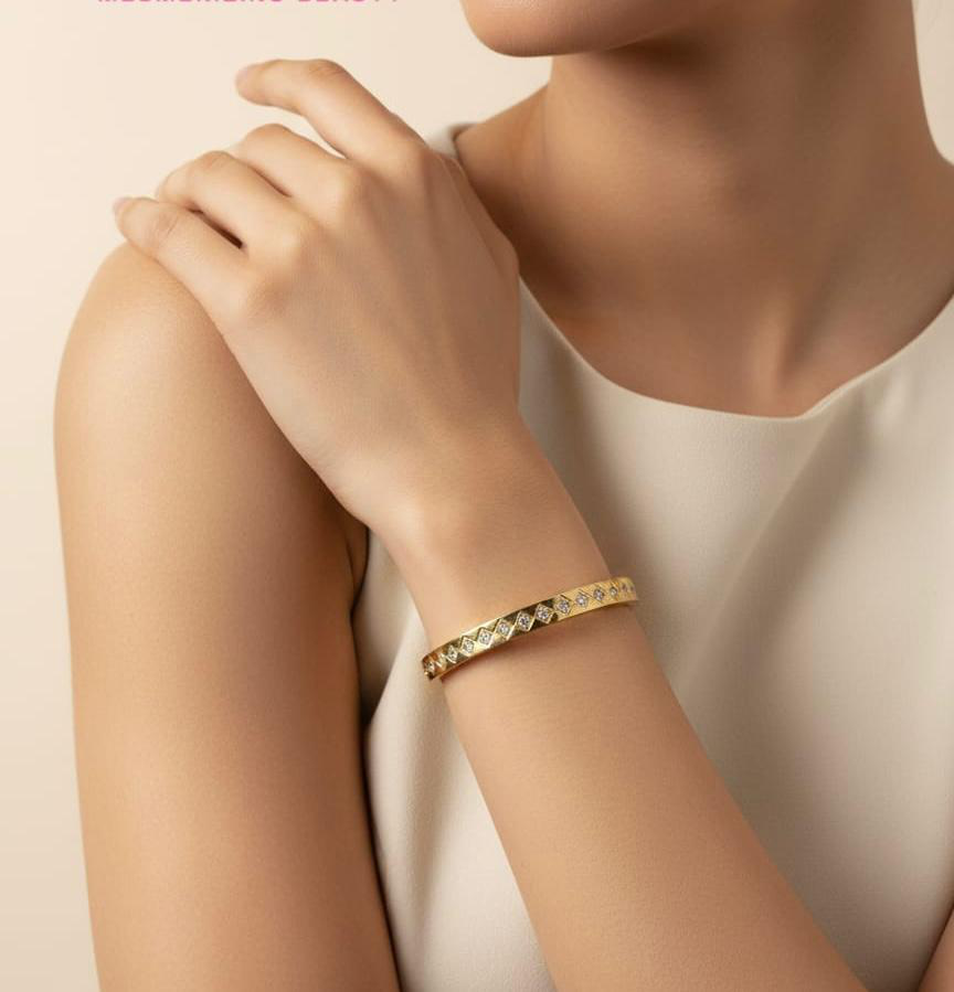 Monimus Bangle hover